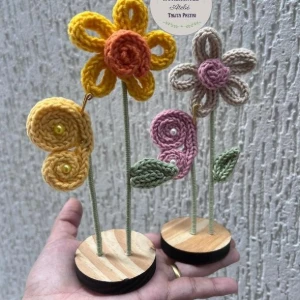 15 Unidades Lembrancinha Jardim Personalizada em Tricotin - Artesanato e Personalizados