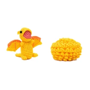Ovo com filhote de Dragão amarelo em amigurumi - Artesanato e Personalizados