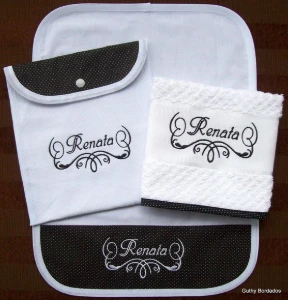 Kit Lancheira com Nécessaire e Toalha Personalizado - Artesanato e Personalizados