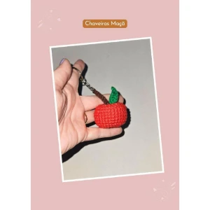 Chaveiro de Capivara, Maçã ou Abelha em Amigurumi - Artesanato e Personalizados