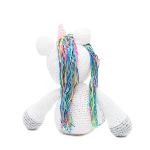 Unicórnio sentado em amigurumi - Artesanato e Personalizados