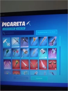 CONTA COM 119 SKINS E 96 PICARETAS (PASSES ANTIGOS) - Fortnite
