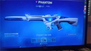 VANDAL:dragão e glitchpop          PHANTON:ion e oni - Valorant