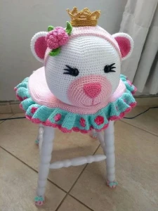 Capa para banquinho em croche - Artesanato e Personalizados