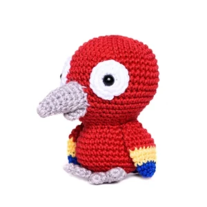 Papagaio Vermelho em Amigurumi - Artesanato e Personalizados