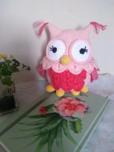 Amigurumi Corujinha Lis - Artesanato e Personalizados