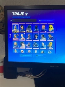CONTA FORTNITE RARA 135 SKINS