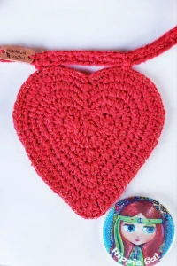 Varal de Corações em Crochê Valentine's - Artesanato e Personalizados