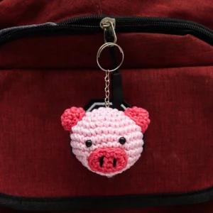 Chaveiro Porquinho Amigurumi - Artesanato e Personalizados