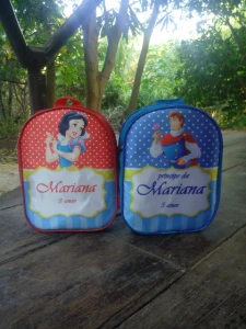 Mochila Branca de Neve Personalizada