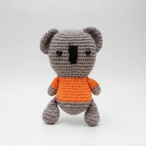 Coala Camisa Laranja Amigurumi - Artesanato e Personalizados