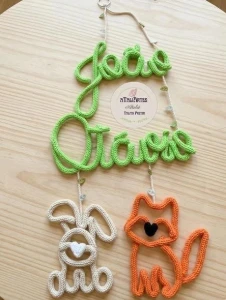 Porta Maternidade Animais do Bosque em Tricotin - 1 Nome - Artesanato e Personalizados