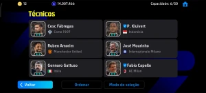 Vendo conta do efootball de peso, 2 Blitz culler + Épicos - eFootball PES