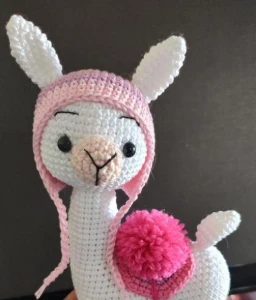Lhama de Crochê - Artesanato e Personalizados