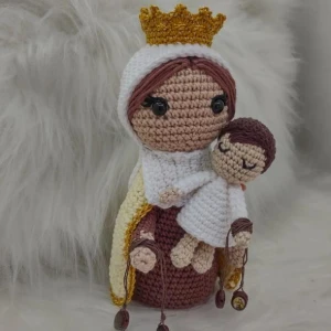Santinha em crochê - Nossa Senhora do Carmo - Artesanato e Personalizados