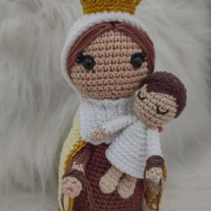 Santinha em crochê - Nossa Senhora do Carmo - Artesanato e Personalizados