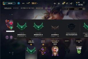 Esmeralda 2 com TODOS os Champs e 237 Skins +14 Vitoriosas - League of Legends LOL