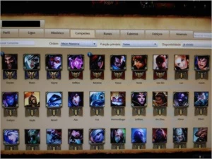 CONTA LEAGUE OF LEGENDS PRATA COM BORDINHA E SKIN LOL