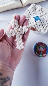 Kit Marcador de Bíblia e Saquinho em Crochê - Artesanato e Personalizados