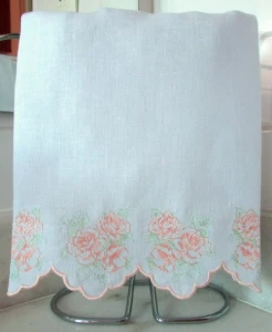 Toalha de Lavabo em Linho Bordada - Artesanato e Personalizados