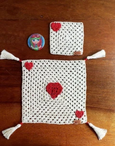 Kit Decorativo do Amor em Crochê - Artesanato e Personalizados