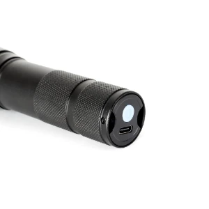 Lanterna LED Recarregável USB-C - Artesanato e Personalizados