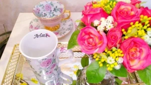 Caneca Floral de Porcelana Personalizada - 240 ml - Artesanato e Personalizados