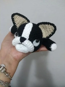 Boston Terrier Amigurumi - Artesanato e Personalizados