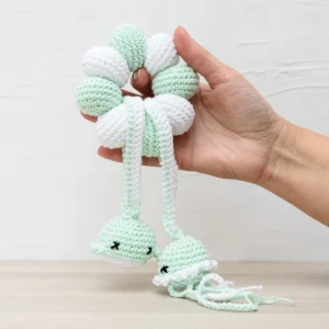 Chocalho de Bebê Amigurumi Crochê Verde - Artesanato e Personalizados