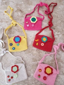 Bolsa Infantil em Crochê - Artesanato e Personalizados