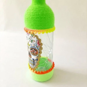 Luminária Garrafa Caveira Verde - Artesanato e Personalizados
