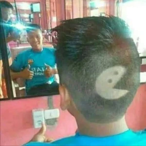 Preciso de 15 reais para cortar o cabelo,alguém pode ajuda - Doações