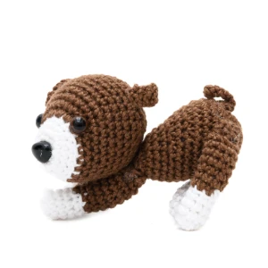 Mini Cachorro Marrom e Branco em Amigurumi - Artesanato e Personalizados