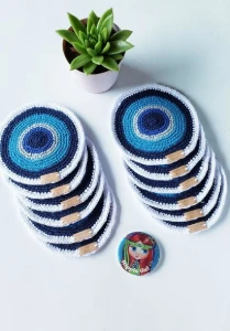 Porta Copos em Crochê Olho Grego - Artesanato e Personalizados