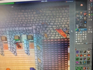 Vendo conta Tibia com 7 chá a conta vários outfit completos