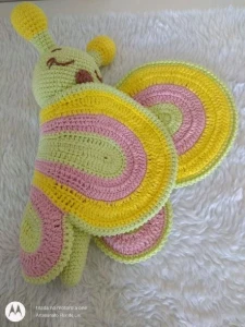 Naninha ou Manta do Apego em Crochê - Borboleta - Artesanato e Personalizados