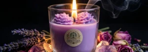 Vela Aromática em Vidro com Flores - Figo ou Baunilha - Artesanato e Personalizados