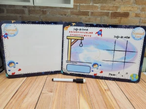 Lousa MDF Astronauta sem Alça e Jogos no Verso - Artesanato e Personalizados