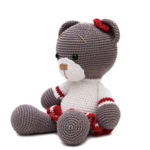 Ursa de Saia Vermelha em Amigurumi - Artesanato e Personalizados
