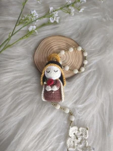 Terço de Crochê com Mini Santinha - Artesanato e Personalizados