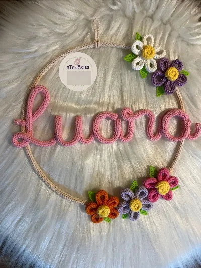 Guirlanda Margaridas em Tricotin - Artesanato e Personalizados
