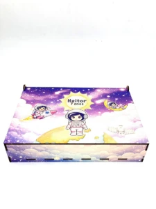 Tabuleiro Astronauta Menina em MDF com Caixa MDF - Artesanato e Personalizados