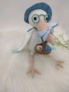 Amigurumi Cegonha com Bebê em Crochê - Artesanato e Personalizados