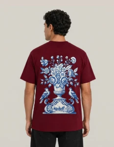 Camiseta Bordô Porcelana - Artesanato e Personalizados