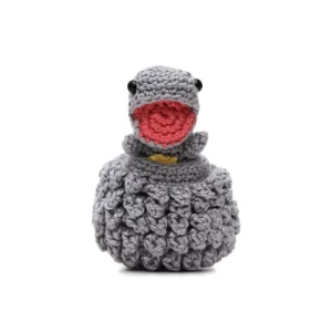 Ovo com filhote de dinossauro cinza em amigurumi - Artesanato e Personalizados