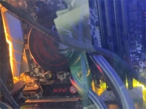 Kit Gamer Ryzen 5 3600 + Mobo + 16gb + NVMe + Teclado - Produtos Físicos