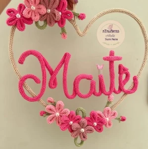 Porta Maternidade de Coração em Tricotin - Artesanato e Personalizados