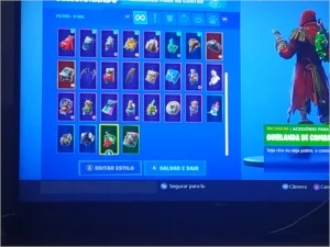 VENDO ESSA CONTA DE FORTNITE  MUITO BARATA