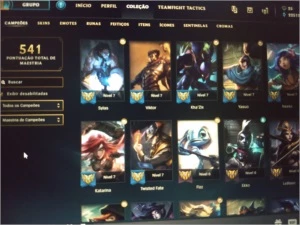 Vendo Conta Platina com 100 skins - League of Legends LOL