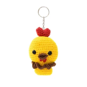 Chaveiro galinho amarelo em amigurumi - Artesanato e Personalizados
